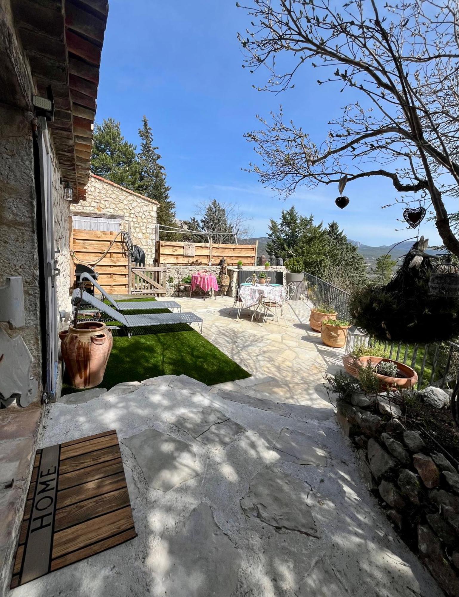 La Maison D'Eddy Et Caro Aux Portes Du Verdon Trigance Εξωτερικό φωτογραφία